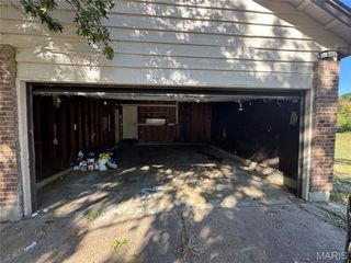 12582 Springtrail Drive, Black Jack, MO 63033