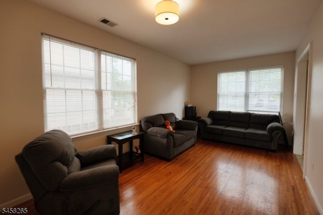 431 E 7Th St, Plainfield City, NJ 07060