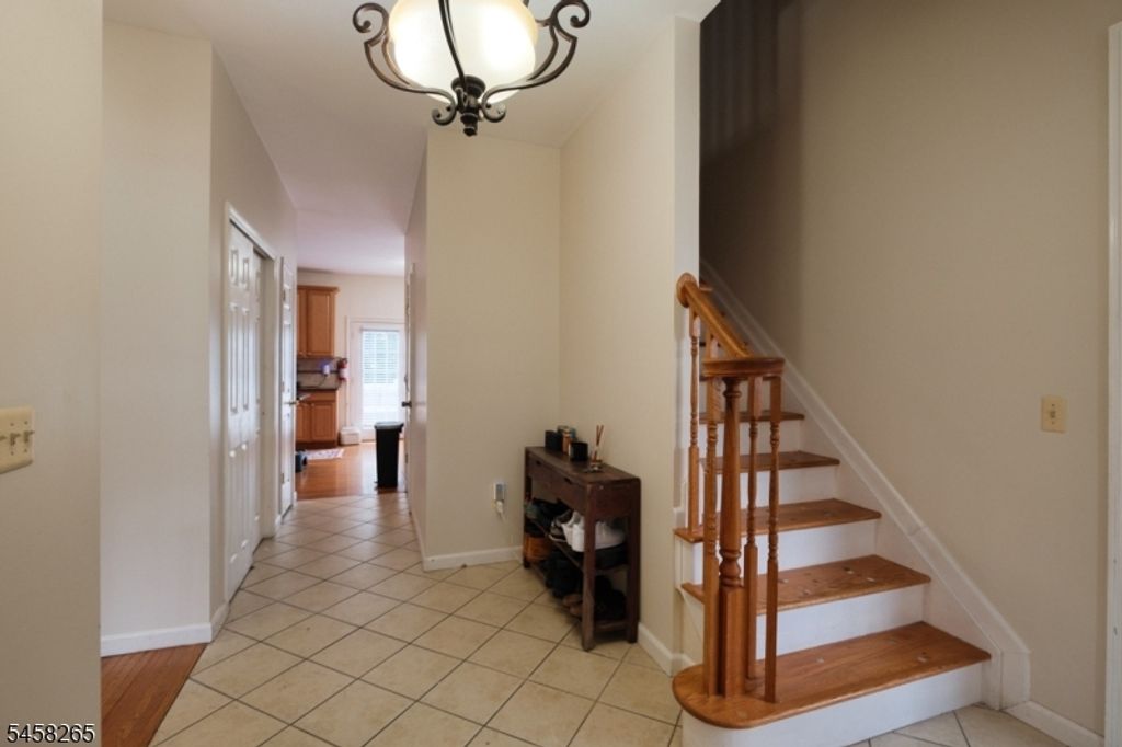 431 E 7Th St, Plainfield City, NJ 07060 — photo 2