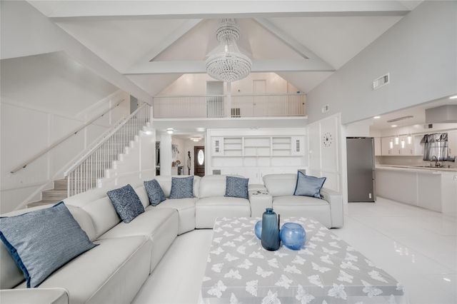 611 Montclair Boulevard, Sugar Land, TX 77478