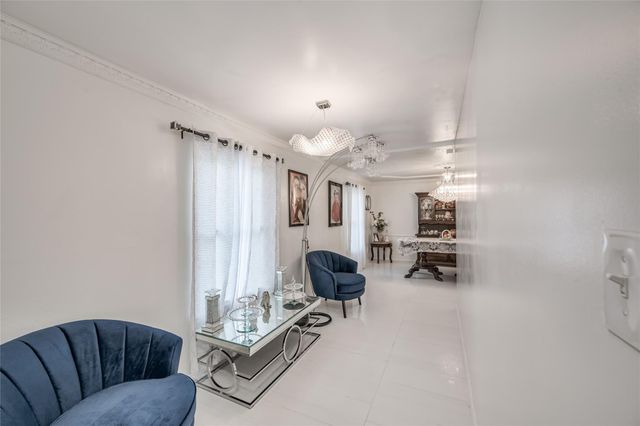 611 Montclair Boulevard, Sugar Land, TX 77478