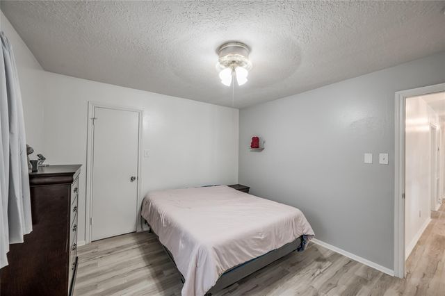 611 Montclair Boulevard, Sugar Land, TX 77478