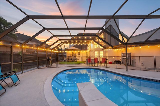 611 Montclair Boulevard, Sugar Land, TX 77478