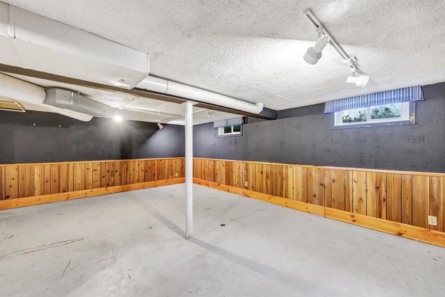 1216 9TH STREET, Green Bay, WI 54304