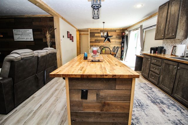 10877 Floating Bridge Road, Marcellus, MI 49067