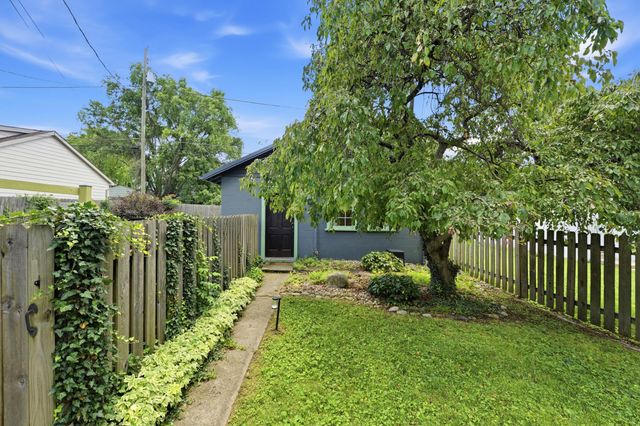 111 Crestview Road, Columbus, OH 43202