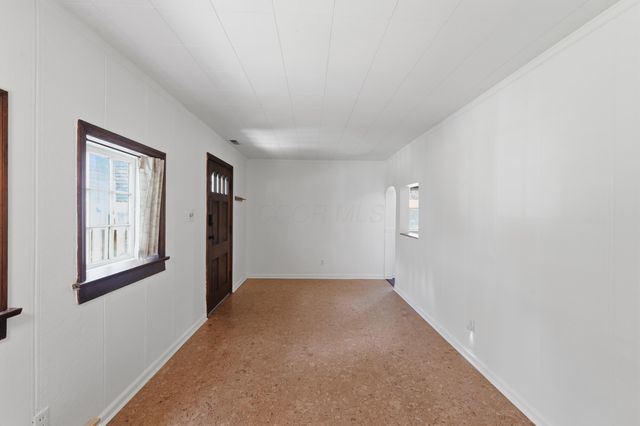 111 Crestview Road, Columbus, OH 43202