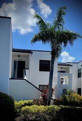 3534 RICHWOOD 44, Sarasota, FL 34235