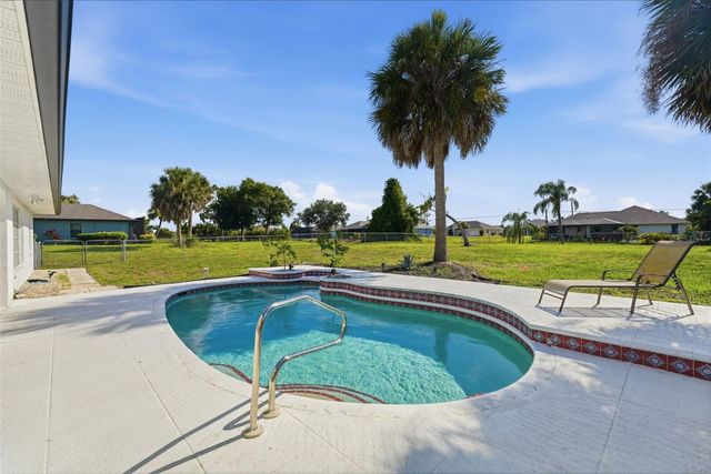 275 ROTONDA BOULEVARD N, Rotonda West, FL 33947