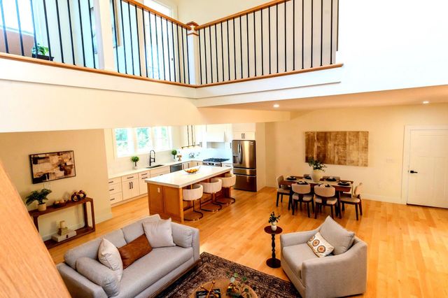 55 Indian Rock Road, Bedford, NH 03110