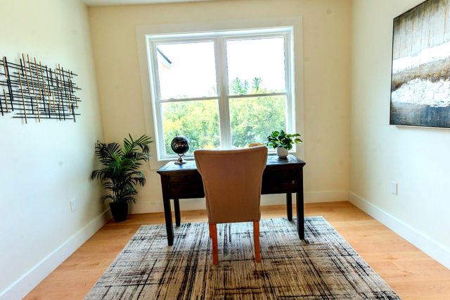 55 Indian Rock Road, Bedford, NH 03110