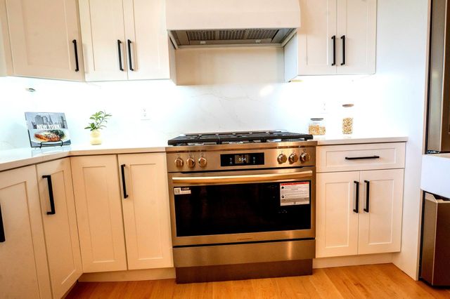 55 Indian Rock Road, Bedford, NH 03110