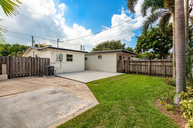 2733 NE 6th Avenue, Wilton Manors, FL 33334