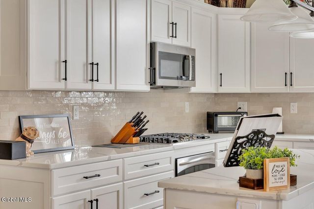 2A Castle Drive, Stillwater, NY 12170