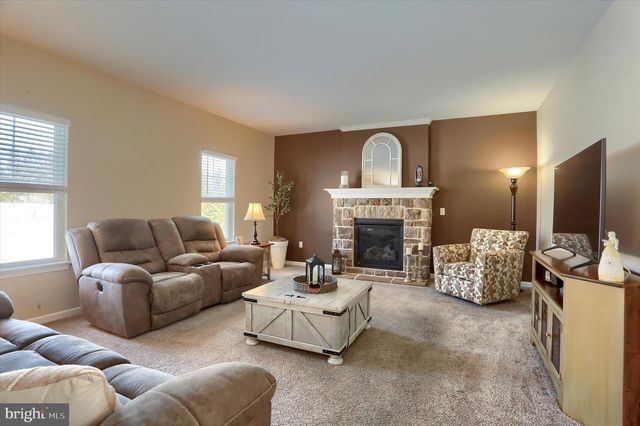 1520 ZESTAR DR, Mechanicsburg, PA 17055