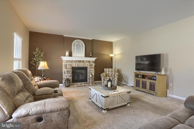 1520 ZESTAR DR, Mechanicsburg, PA 17055