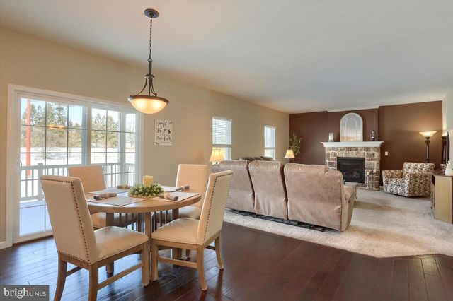 1520 ZESTAR DR, Mechanicsburg, PA 17055