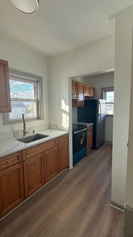 11 Taylor Ave 2, Brockton, MA 02302