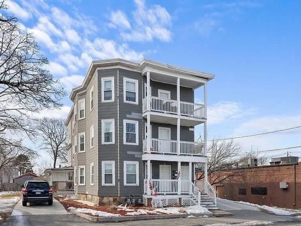 11 Taylor Ave 2, Brockton, MA 02302