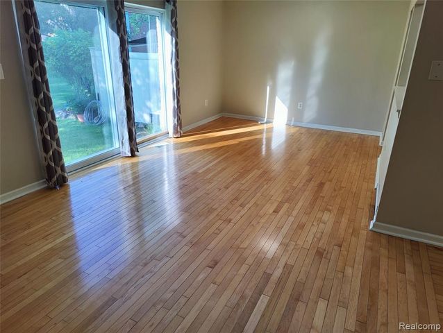 1979 E Franklin Drive, Canton, MI 48187