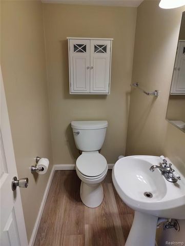 1979 E Franklin Drive, Canton, MI 48187