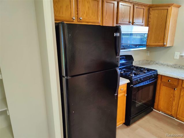 1979 E Franklin Drive, Canton, MI 48187