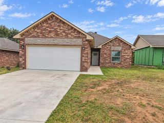 8502 NE 34th Place, Spencer, OK 73084