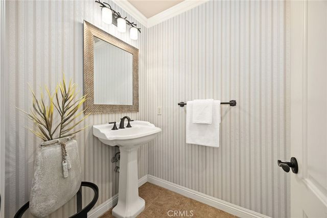 2047 Carolwood, Arcadia, CA 91006