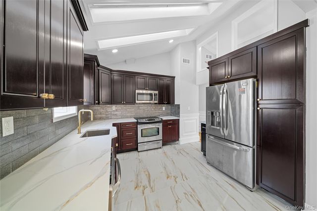 480 Hopatcong Avenue, West Hempstead, NY 11552