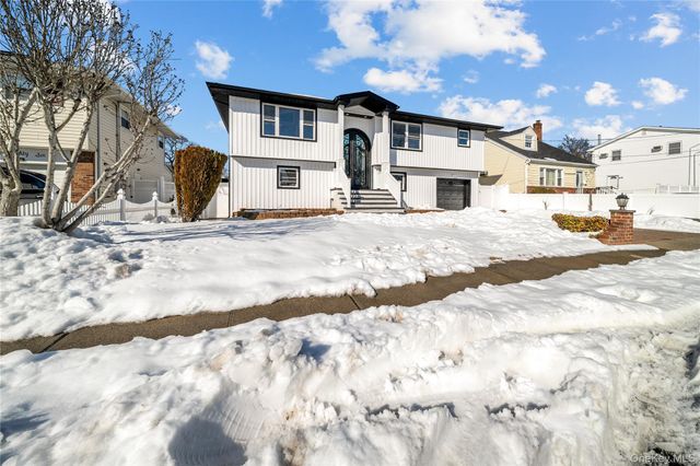 480 Hopatcong Avenue, West Hempstead, NY 11552