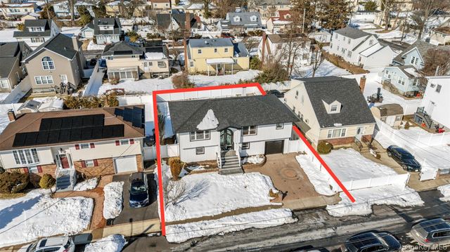 480 Hopatcong Avenue, West Hempstead, NY 11552