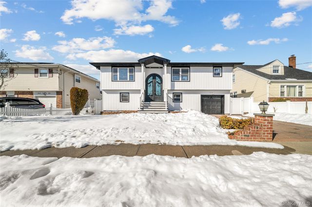 480 Hopatcong Avenue, West Hempstead, NY 11552