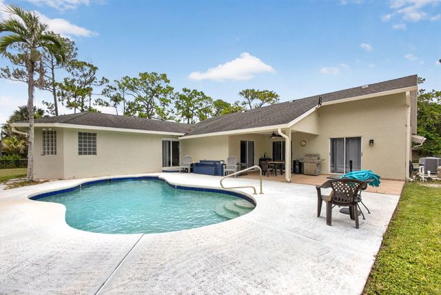 15732 82ND Lane N, The Acreage, FL 33470