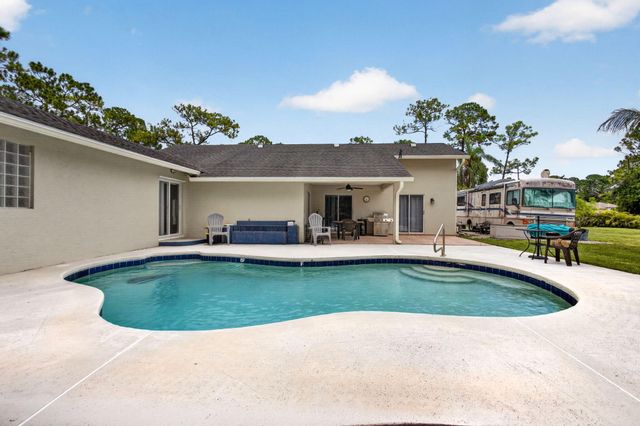 15732 82ND Lane N, The Acreage, FL 33470