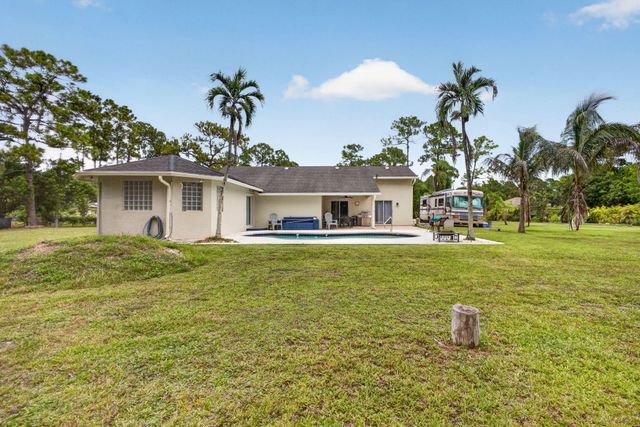 15732 82ND Lane N, The Acreage, FL 33470
