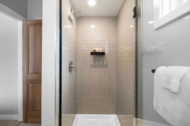 225 E Seventeenth Street, Traverse City, MI 49684