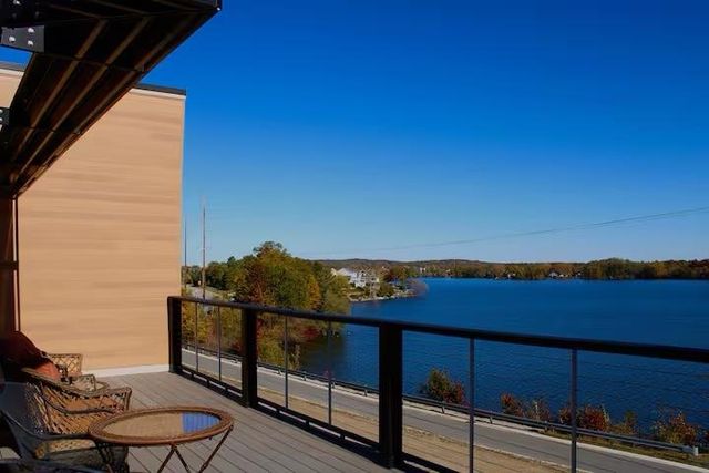 225 E Seventeenth Street, Traverse City, MI 49684