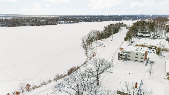 225 E Seventeenth Street, Traverse City, MI 49684