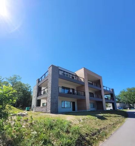 225 E Seventeenth Street, Traverse City, MI 49684