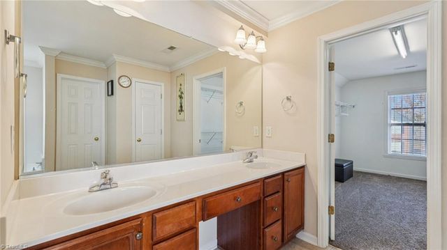 5712 Election Oak Drive, High Point, NC 27265