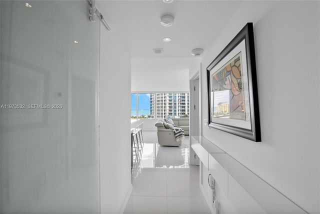 400 S Pointe Dr 1006, Miami Beach, FL 33139