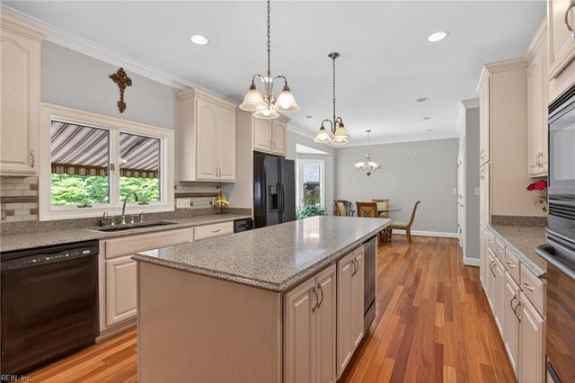521 Woodards Ford RD, Chesapeake, VA 23322