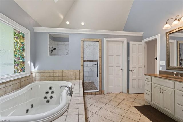 521 Woodards Ford RD, Chesapeake, VA 23322