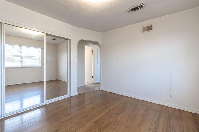 1250 Slayton Dr, Manteca, CA 95336