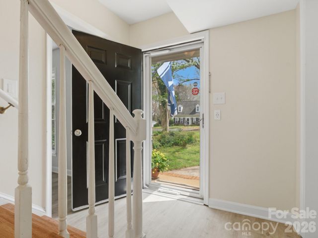 9234 Covedale Drive, Charlotte, NC 28270