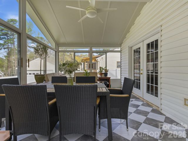 9234 Covedale Drive, Charlotte, NC 28270