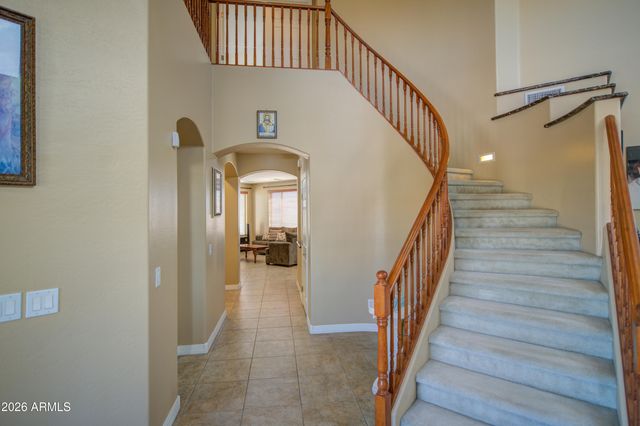 18017 W DESERT Lane, Surprise, AZ 85388