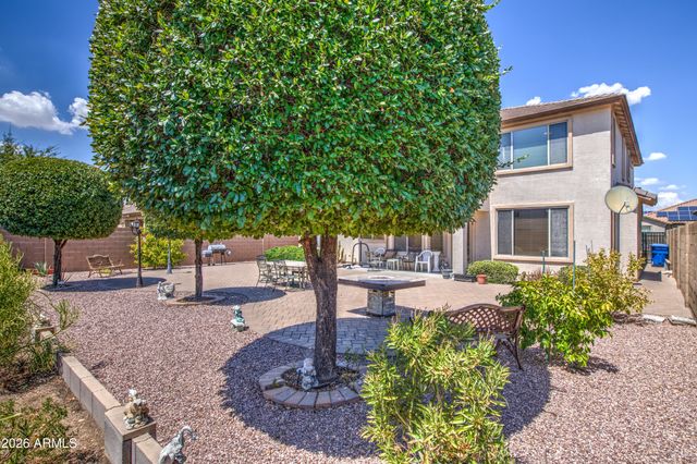 18017 W DESERT Lane, Surprise, AZ 85388