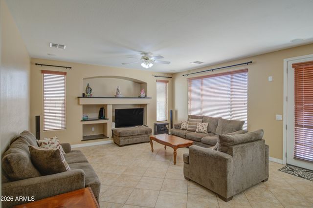 18017 W DESERT Lane, Surprise, AZ 85388