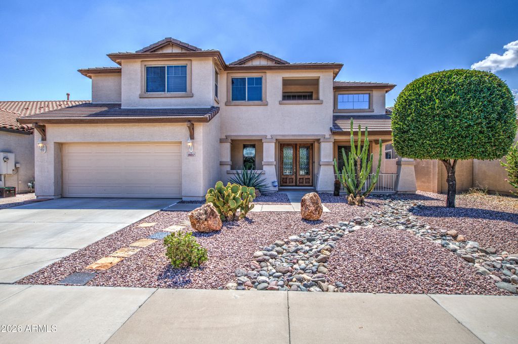18017 W DESERT Lane, Surprise, AZ 85388